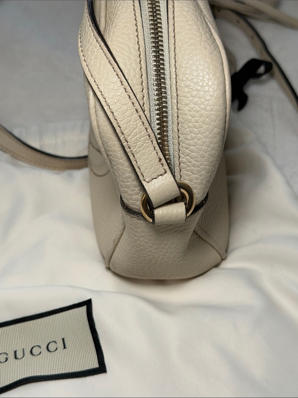 Gucci Women's Off-White Soho Leather Disco Bag with Tassel - Picture 7 of 7